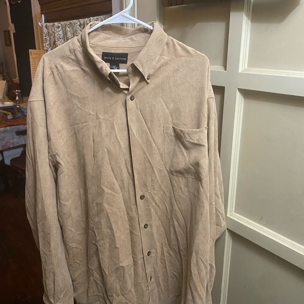Craft and Barrel XLT Man’s dress shirt. Long sleeve.